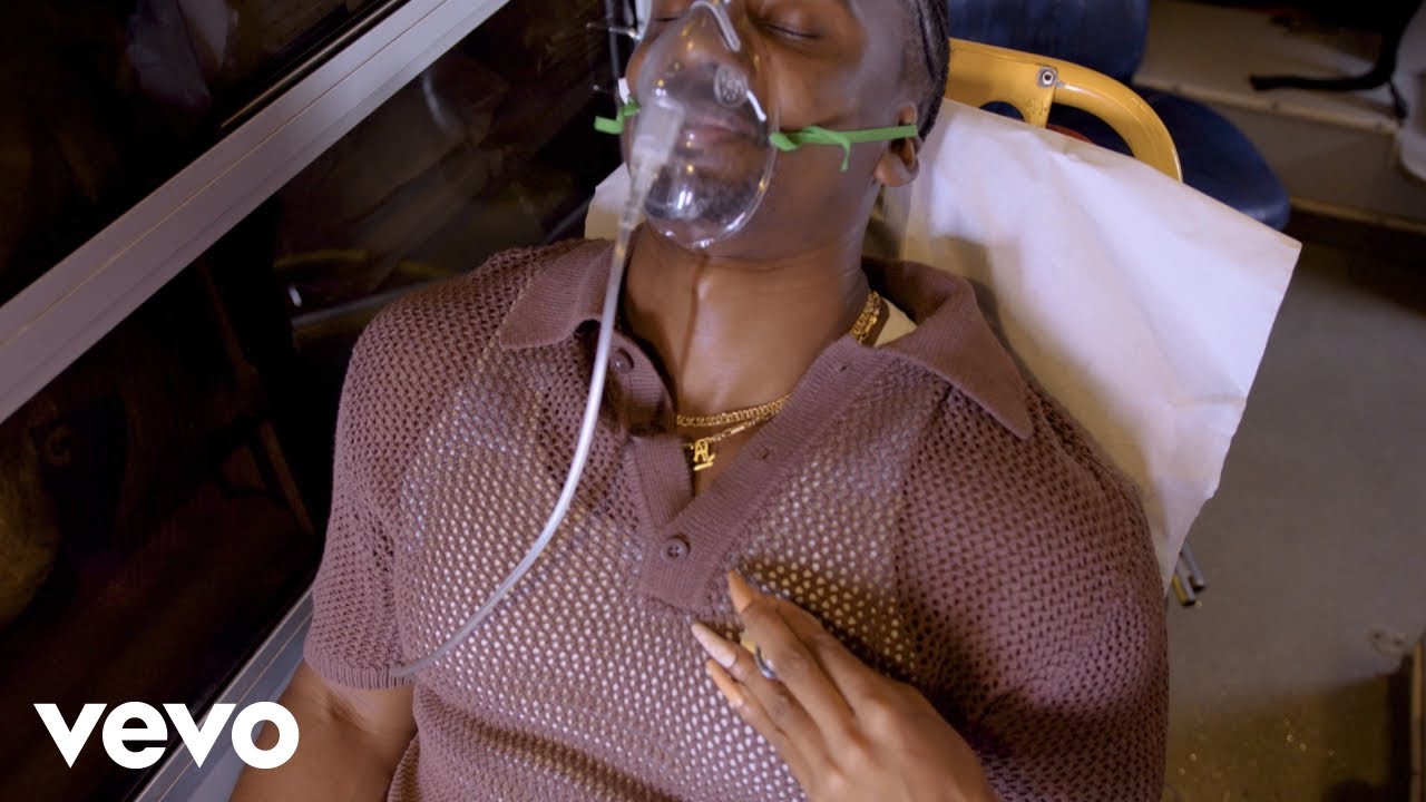 Christopher Martin - 911 (Music Video) Christopher Martin - 911 (Music Video)