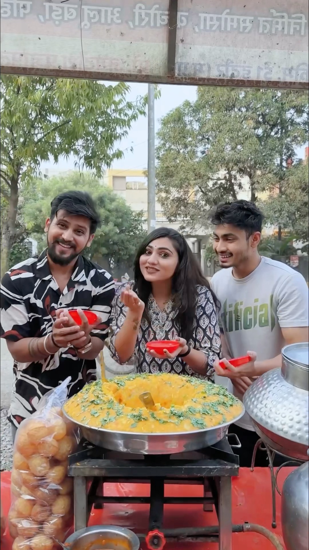 पानी पूरी वाले को भाई बना कर लूटा?? #kajalsoni #comedy #youtubeshorts #funny #viralshorts