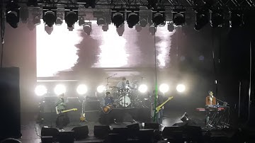 DAY6 - I Need Somebody [Live in Berlin]