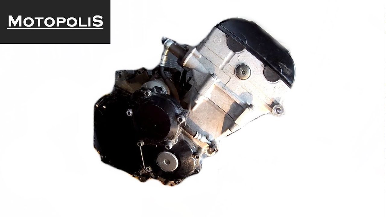 SUZUKI GSXR 600 2002 - HOW TO REMOVE STARTER MOTOR & RHS ENGINE COVER