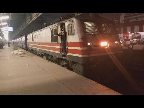 DEPARTURE + CHAIN PULLING and Finally DEPARTING from LUCKNOW(LKO) || 22418 MAHAMANA EXPRESS