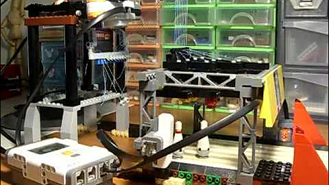 V4 Lego Bowling Pinsetter NXT, high reliability, full-auto, 10 pins, with ultrasonic strike detector