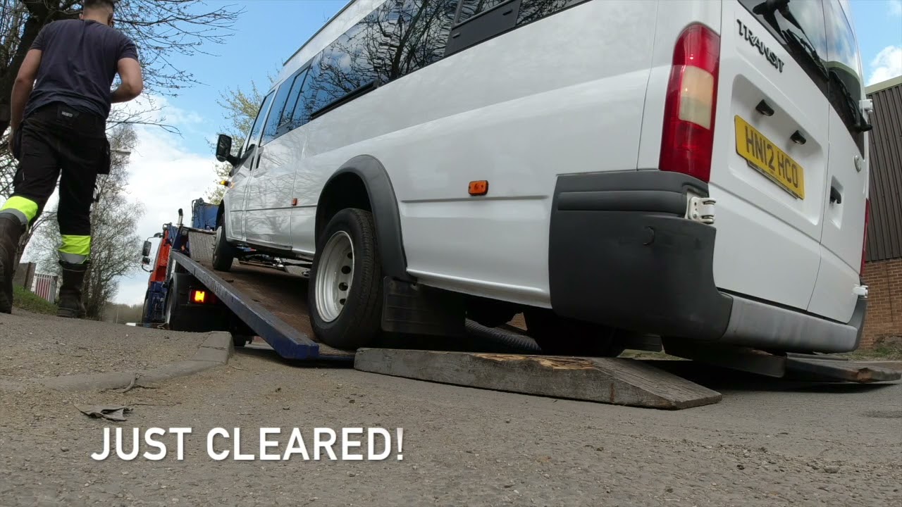 DAF CF 65 TILT & SLIDE RECOVERY TRUCK Recovery of a Ford Transit Mini Bus in Stoke on Trent Duck!