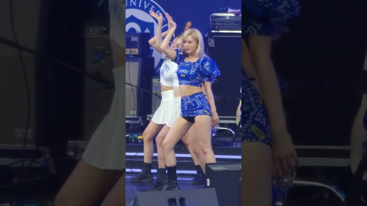 240525 아카라카 전소미 DUMB DUMB