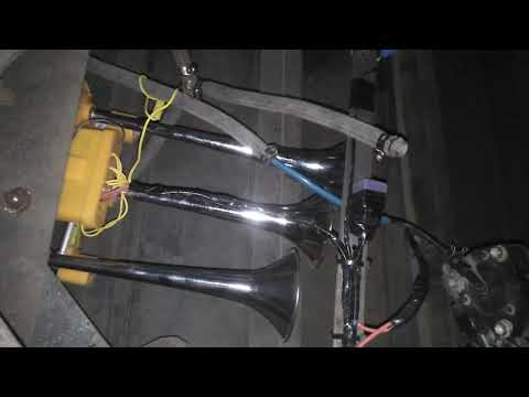 باتاني من شغلنا 