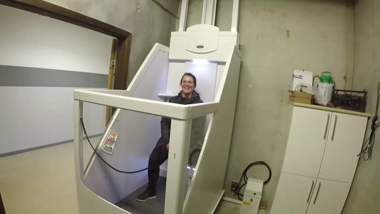 Far på barsel - FARSEL... Dag 25 - HestInvest, fuglekikkert og KÆLLINGER!