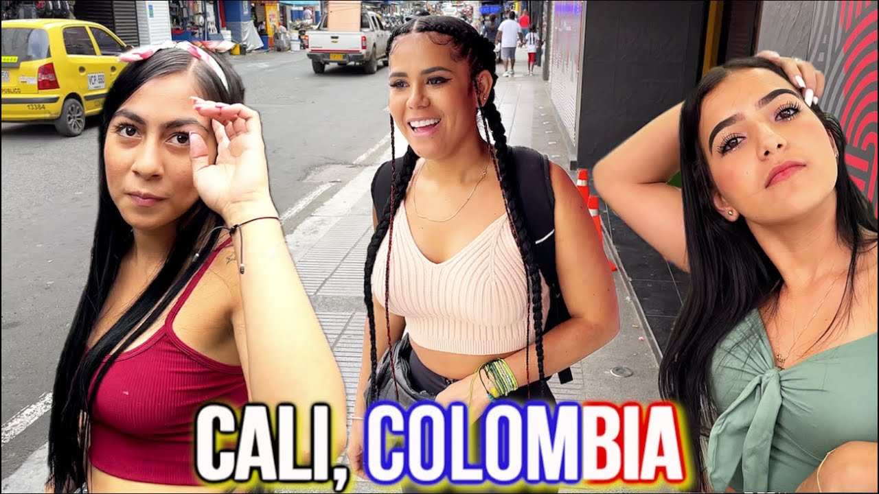 🇨🇴 Cali Colombia Most Dangerous City in Downtown Walking Alone Talking 2  Strangers 2022 [Full Tour] 