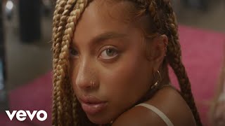 Kiana Ledé, Femme It Forward - Cut 'Em Off