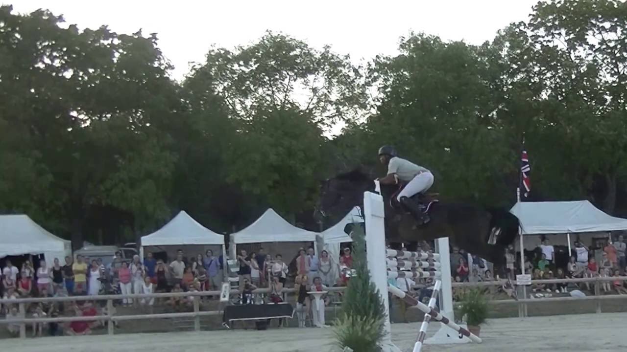 Quick Z Winning the 6 Bar jumping 2.05m at CSI** Maisons Lafitte 2016