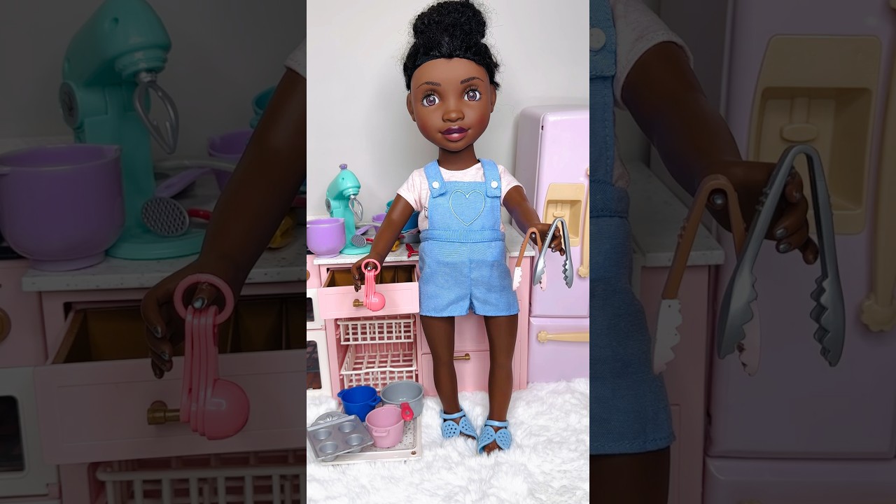 Doll Cleaning And House Chores Routines 