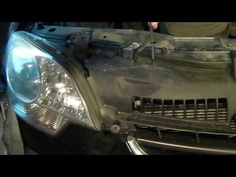 2009 Saturn Vue Headlight Replacement