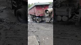 Truck Fail #Truck #Trucking #Chinatruck #Truckfail #Heavyequipment #トラック #トラック運転手 #Lastkraftwagen