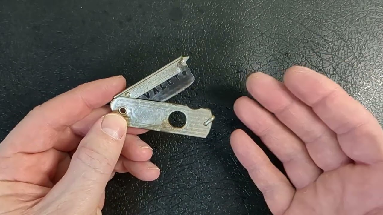 Valet Autostrop Razor Utility Knife - YouTube
