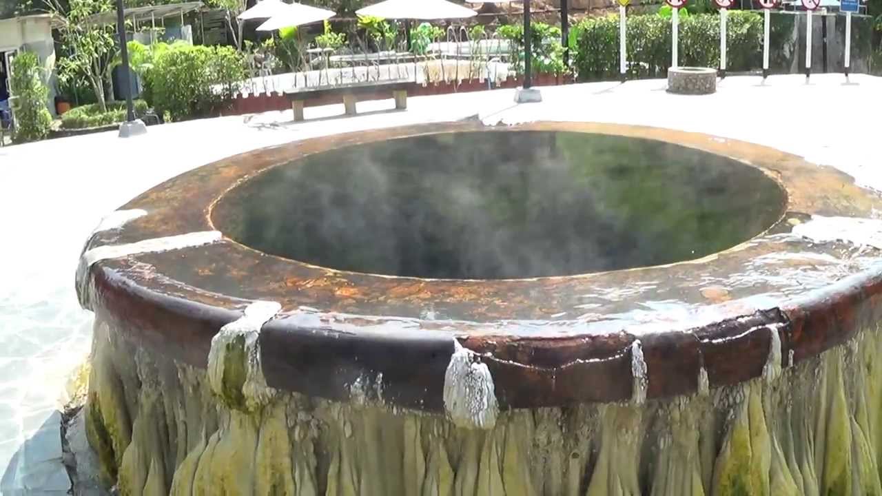 บ่อน้ำร้อน - สวนสาธารณะรักษะวาริน ระนอง