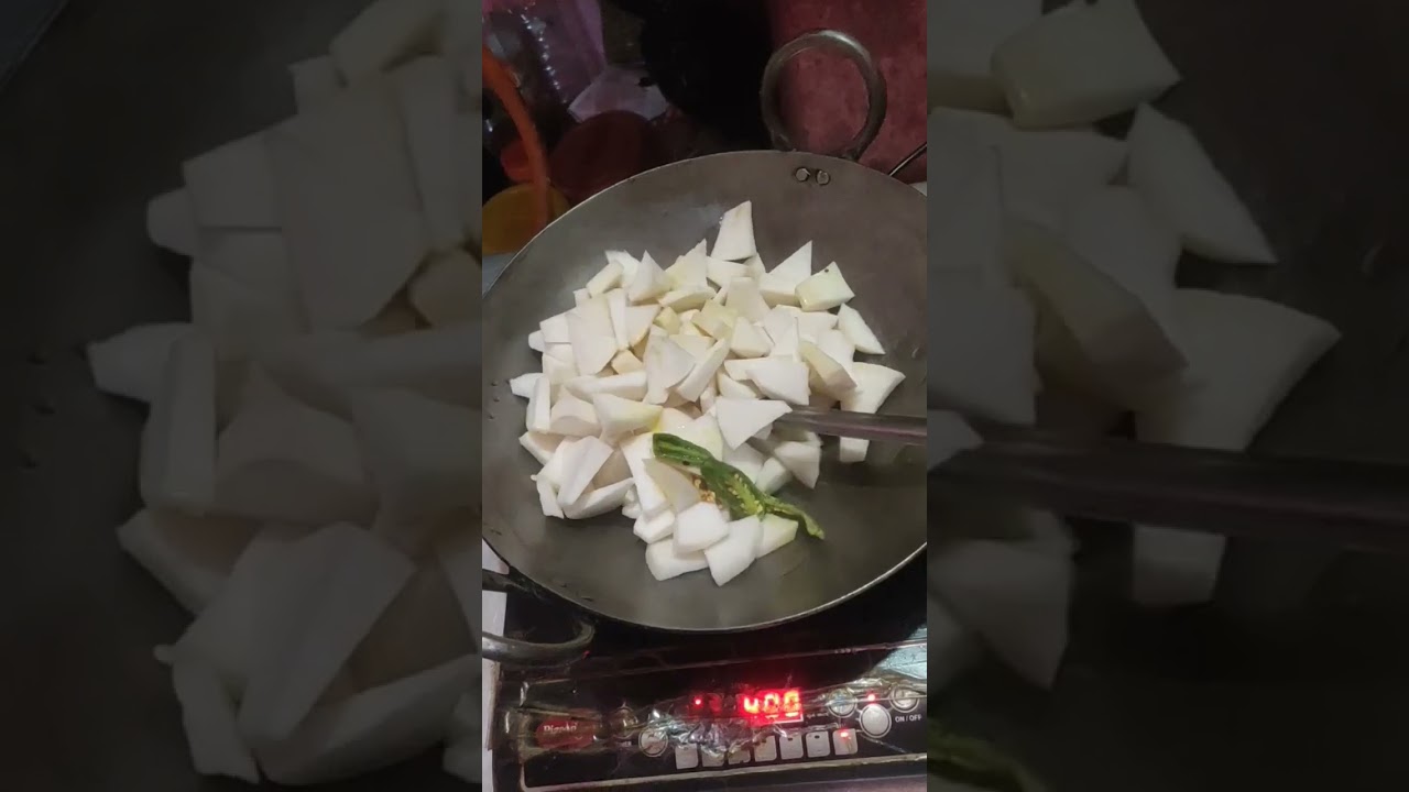 Achcha khasa dost bhi Dushman ban jata hai