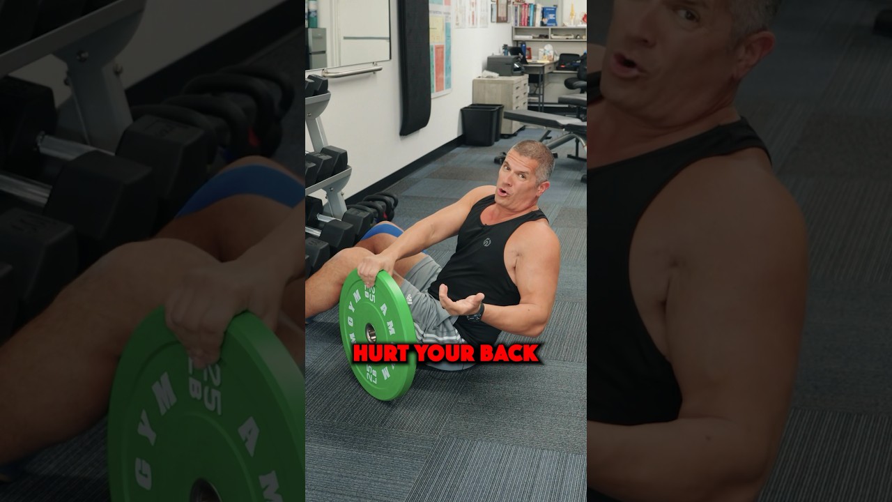 Перестаньте делать скручивания и приседания с отягощениями ‼️