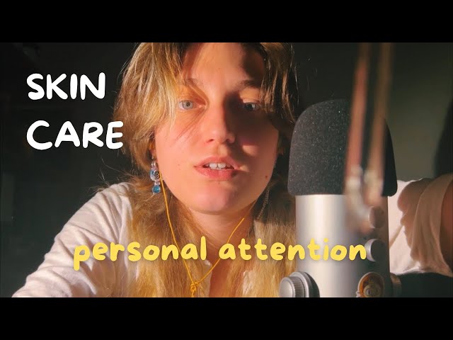 ASMR: personal attention e skin care casuale