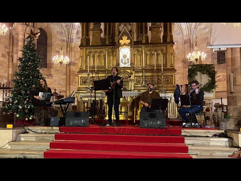 Concierto del grupo Yende en la Asuncion de Torrelavega en Navidad