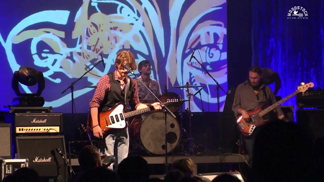 Footsteps - Spacegirl,Dizzy Days live on "Woodstock forever" Festival