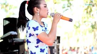 SERPIHAN SESAL MAYA SABRINA ROMANSA ONE PEACE