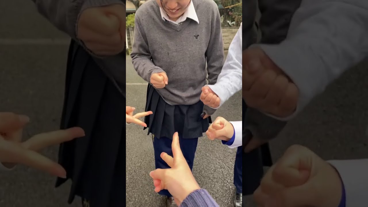 【TikTok】野球拳をする女子中学生