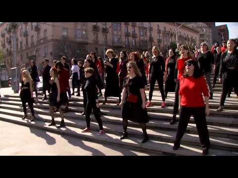 ''ქალები ფემიციდის წინააღმდეგ“! -  აქცია ფილარმონიასთან