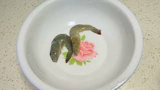 煮大虾时，用水煮就错了，教你正确做法，虾肉鲜嫩吃着不腥还不老