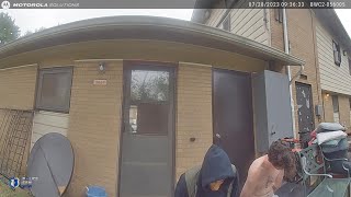 Duo Move In A Vacant Home