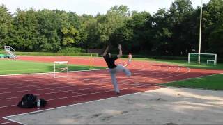 Cork Training: First Cork on grass (HD)