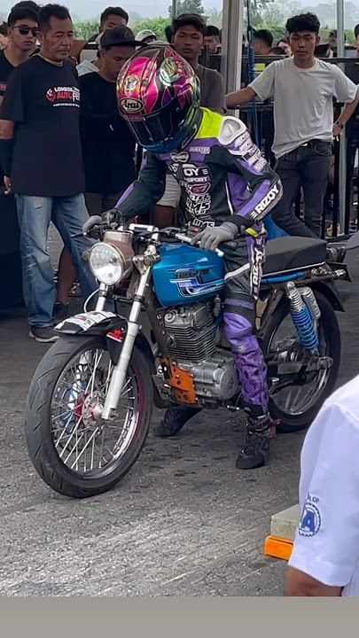 Cb main drag race #modifikasimotor #modified #dragrace #dragbike #cbherex #cbseries #fyp #modified