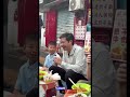 雷军安排吃早餐,却被路过的小学生一句话各个破防了,哈哈