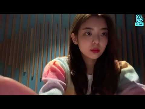 itzy lia cutely reacts to swear word! vlive 8/12