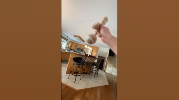 He defied gravity 🤯 #kendama #kendamatricks #juggling #skill #skilltoy