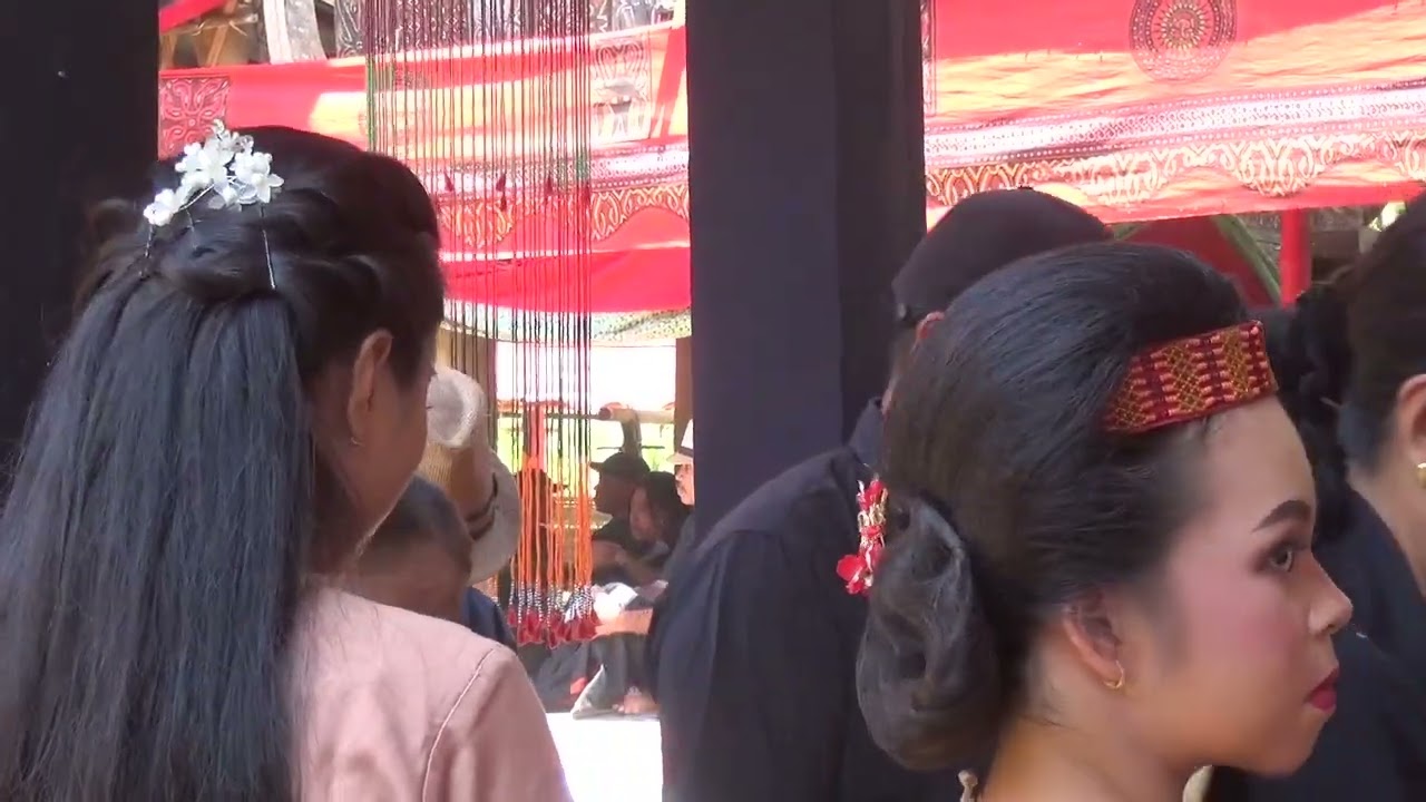 5 Pemakaman Almh. Nek Padang & Alm. Nek Rinto