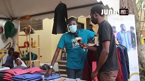 A visit to Accra arts and craft market at W.E Dubois center #junaafriquetv #Afrika #culture