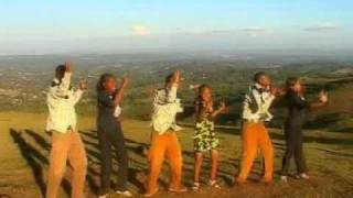 Emily Kanchori Hata Ndimi Elfu