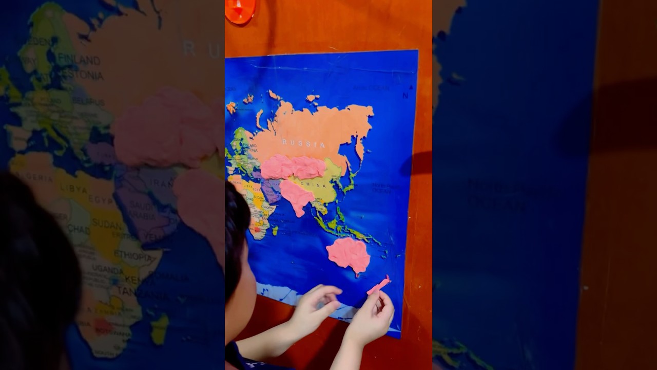 Learning geography the fun way! 🌍 Playdough map activity for toddlers. 