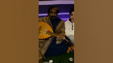 اصفق بكفي واعض ابهام 