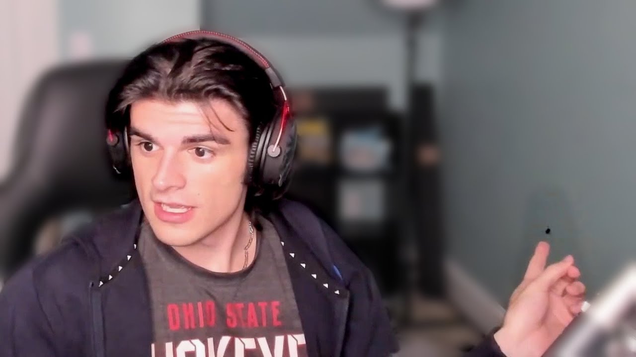 Foolish VS Cockroach!