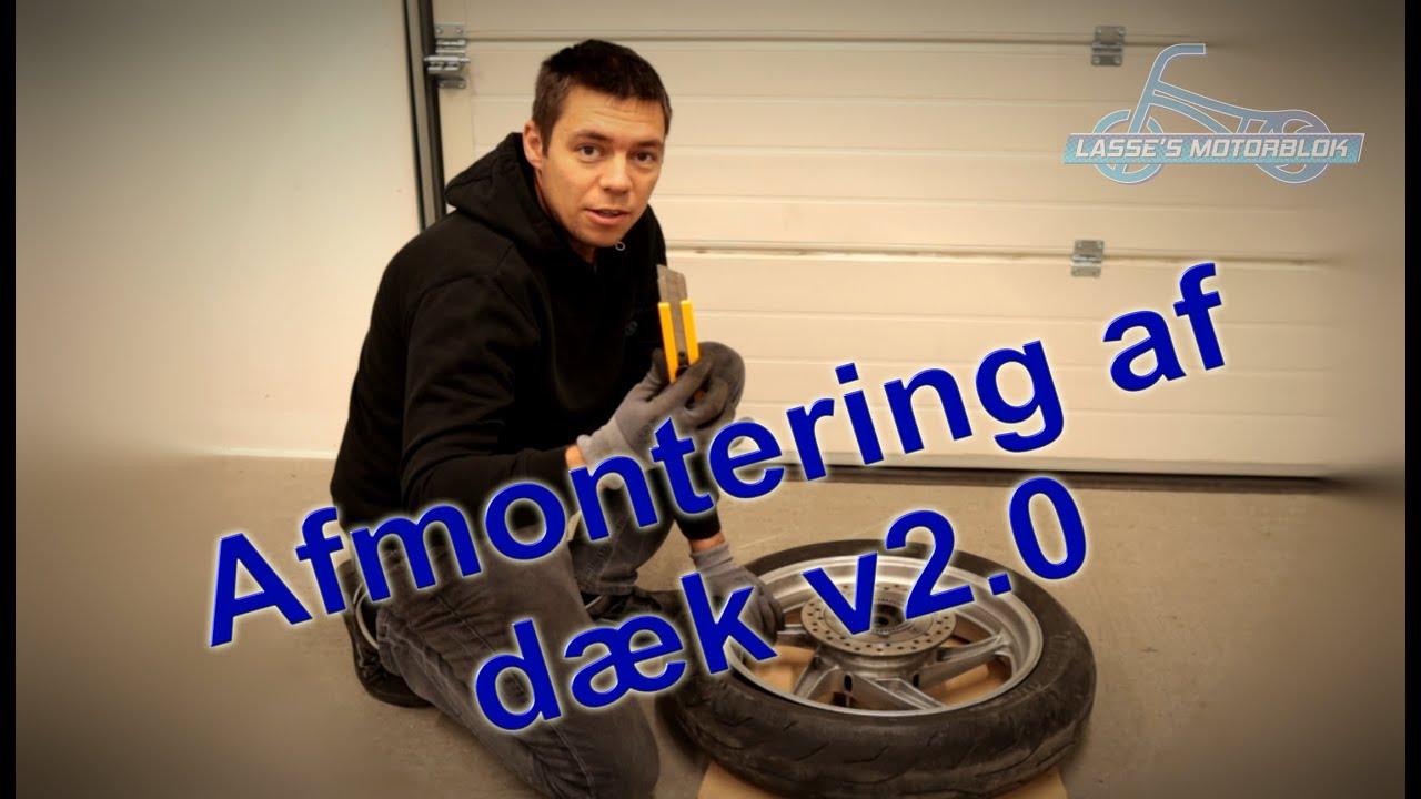 Afmontering af dæk uden dækjern - YouTube
