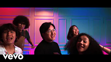 Arsy Widianto - Cerita Cinta (Official Music Video)