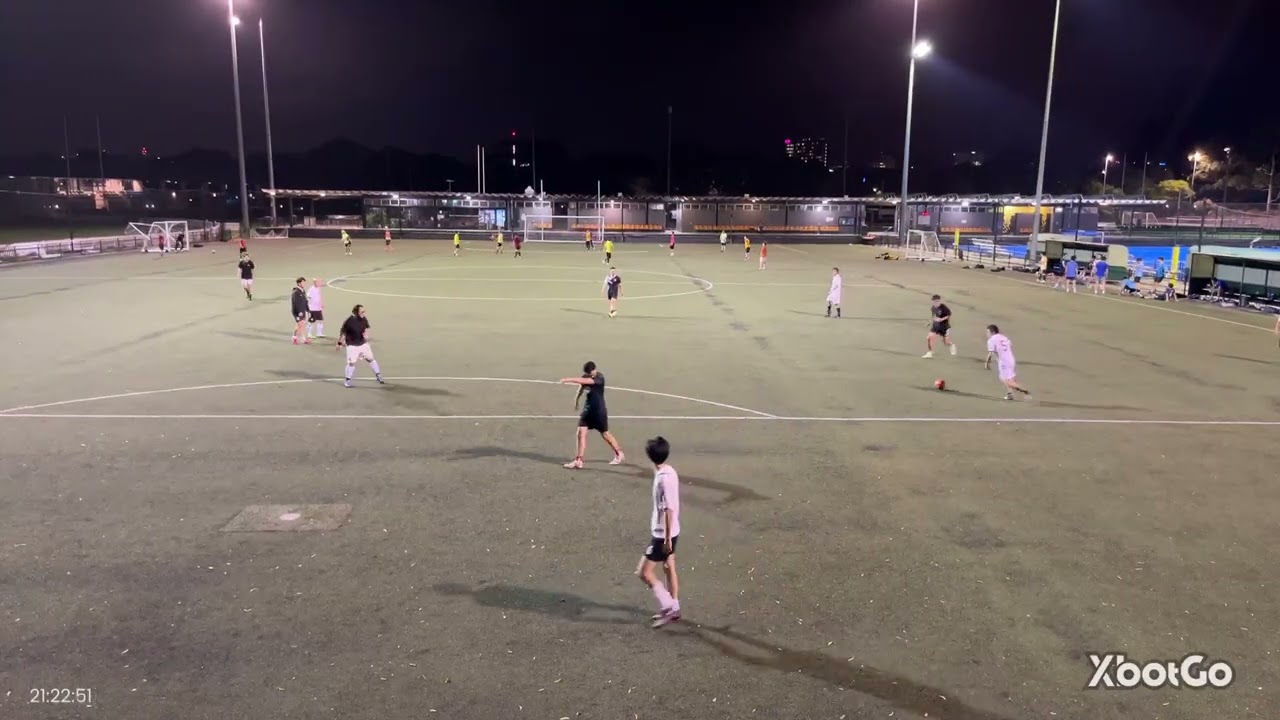 2026 02 27 R6 Black 0 1 White