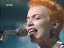 Eurythmics - Here Comes the Rain Again (live)