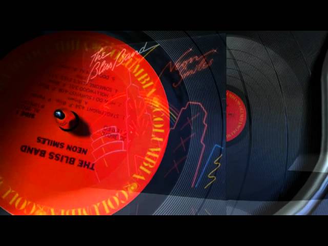 Obejrzyj Bliss Band. - Someone Else's Eyes. w YouTube Obejrzyj Bliss Band. - Someone Else's Eyes. w YouTube
