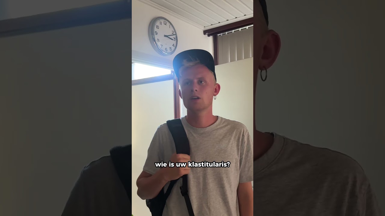 MOEDERS OP DE EERSTE SCHOOLDAG #comedy