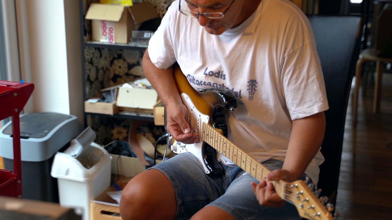 Laney Linebacker 65 + Behringer Bodentreter = Sound!