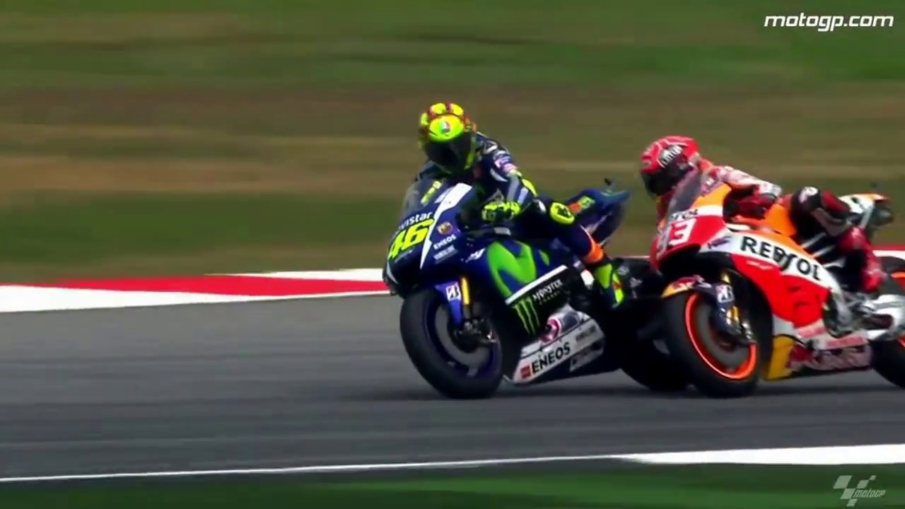MotoGP Video Kecelakaan Rossi Vs Marquez Sepang Clash YouTube