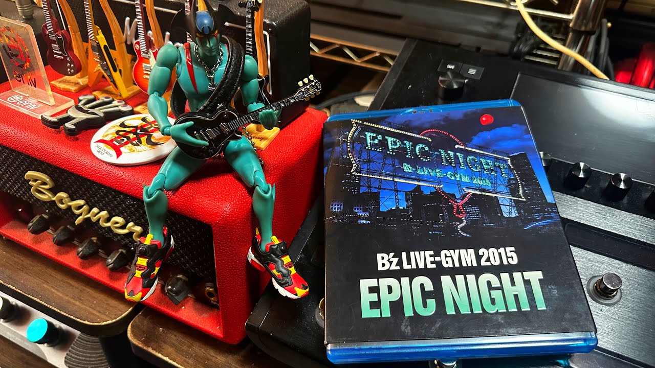 B'z 自由の代償 【LIVE-GYM 2015-EPIC NIGHT- Exit song】 - YouTube