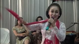 SEKAR GADUNG MEGOT SEPORETE BARENG LENGGER DAIMAH ICE
