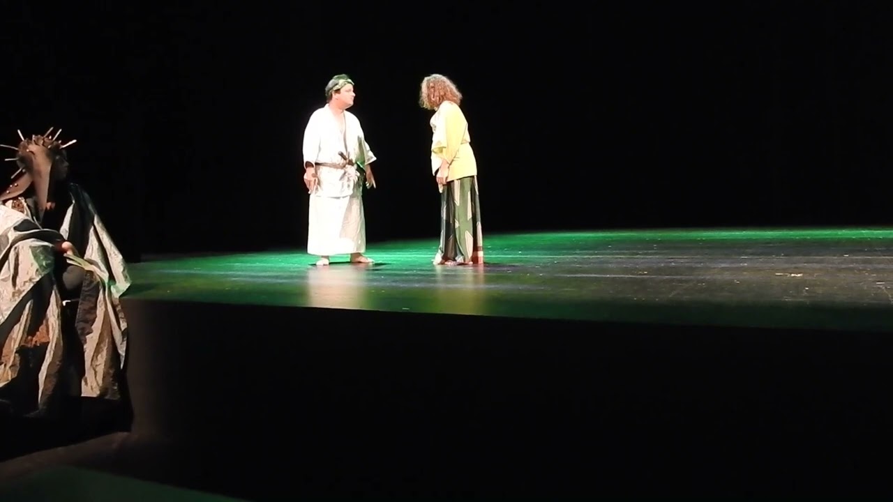 video Lola théâtre  Helena